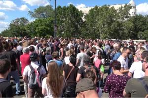 Protest în Budapesta: 1.000 de oameni au blocat capitala Ungariei, nemulţumiţi de taxele pe care guvernul Orban vrea să le introducă