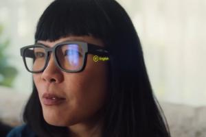 Google începe să testeze ochelarii cu realitate augmentată. Cine sunt norocoşii care pot încerca dispozitivul