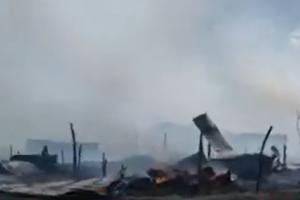 Militarii francezi au provocat un incendiu uriaş la Babadag după ce au tras cu muniţie de război. 7 ore s-au chinuit pompierii să stingă focul: MApN va da despăgubiri