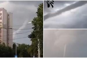 Fenomen meteo neobişnuit la Craiova: O tornadă formată din senin ameninţa să ia pe sus tot ce prindea în cale