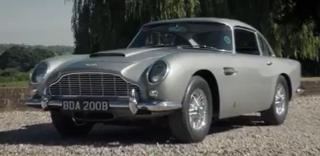 Maşina lui "James Bond", vândută la licitaţie cu 2,4 milioane de dolari. Aston Martin-ul i-a aparţinut lui Sean Connery