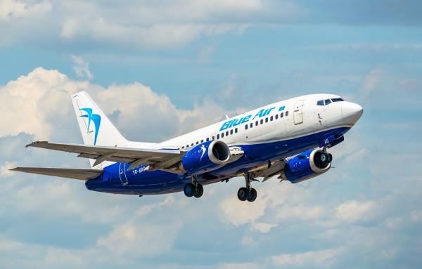 Când s-ar putea relua zborurile Blue Air anulate. Peste 50.000 de pasageri au fost abandonați prin toate colțurile Europei