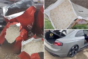 Doi bărbați au fost prinși cu 8.3 kilograme de substanțe psihoactive în mașină, în Cluj. Captură impresionantă a DIICOT