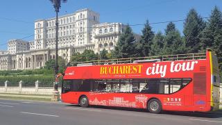Autobuze double-deck ca în Londra, pe traseul turistic din București. Care va fi prețul unui bilet
