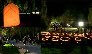 Mii de gulguţe au luminat Parcul Central din Târgu Jiu. Micuţii cercetaşi au confecţionat cutii de origami în care au pus lumânări