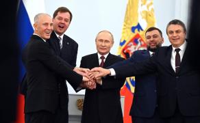 Putin a sărbătorit "victoria" în Ucraina cu un concert și cu un discurs dur la adresa Occidentului: "Ei discriminează, împart popoarele în clase"