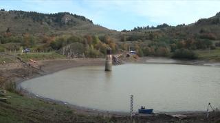 Localnicii evacuaţi din cauza fisurii din barajul de la Roșia Montană se pot întoarce acasă. Autorităţile nu sunt foarte optimiste: "Pericolul nu a fost îndepărtat"