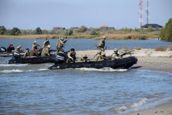 Exerciţiu uriaş al Marinei Militare, la Gurile Dunării: e zona cel mai greu de protejat de pe întreg teritoriul României