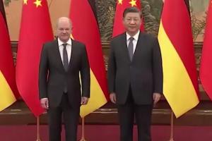 Olaf Scholz, în China: Germania, criticată de aliaţii europeni şi americani. Cum l-a primit Xi Jinping pe cancelar