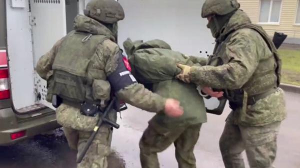 Ce pățesc soldații ruși care refuză să execute ordinele. Autoritățile de la Kremlin impun pedepse mai dure pentru a-i motiva pe noii recruți