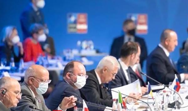 Reuniunea Liderilor de la Munchen are loc la Bucureşti. Reprezentanţii statelor vor să găsească soluţii pentru problemele de politică externă