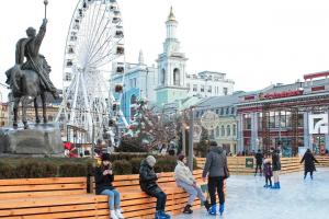 Cum vor petrece ucrainenii din Kiev de sărbători. Primarul promite că "nu-l va lăsa pe Putin să le fure Crăciunul"