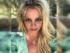 Britney Spears șochează din nou. Artista s-a "dezlănțuit" în fața camerei într-un clip postat chiar de ziua ei