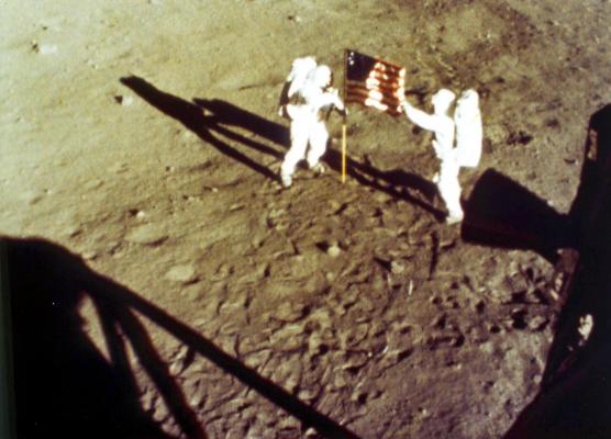 50 de ani de când ultimul om a păşit pe Lună. Apollo, o misiune fără precedent: buget de 100 de milioane de dolari în anii '60, echipă de 500.000 de oameni