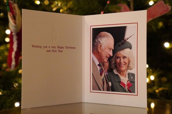 Prima felicitare de Crăciun a Regelui Charles și a Camillei. Ce mesaj de sărbători au transmis cei doi