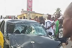 Cel puţin 14 morţi şi 24 de răniţi după ce un şofer beat a intrat cu maşina în mulţimea care participa la "cea mai mare petrecere de stradă din Africa"