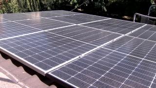 Cât se va economisi la instalarea panourilor fotovoltaice după reducerea TVA-ului la 5%