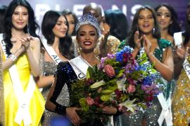 Miss Univers 2023: R'Bonney Gabriel din SUA a devenit Regina Frumuseţii. Cine s-a clasat pe locul 2 şi 3