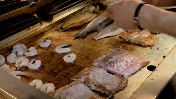 Cum să găteşti cel mai gustos şi sănătos peşte. Bucătari de top au dezvăluit reţeta succesului