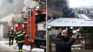 Pericol de explozie în Târgu Mureș. Un depozit cu 30 de tone de chimicale a luat foc: "Să stingem focul cu mâna, fără apă. Vi se pare normal?"
