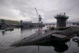 Un submarin nuclear al Marinei britanice, reparat cu superglue. "Dorel" din UK a lipit șuruburile, în loc să le schimbe
