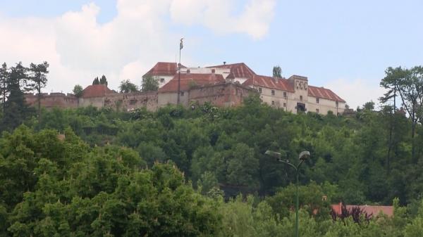 După 7 ani de procese, Cetățuia Brașovului revine în administrarea statului. În ce stare se află acum monumentul