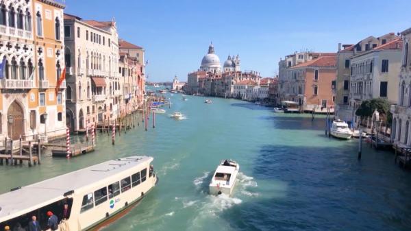 Proiectului de desalinizare, prin care se va bea apă din mare, stagnează în Veneţia. Autorităţile au un impediment