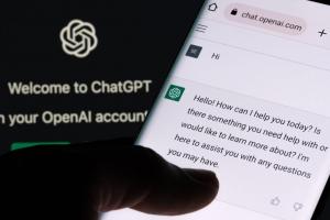 ChatGPT, interzis în Italia. Compania-mamă, OpenAI, ameninţată cu amenzi dacă nu respectă GDPR
