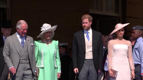 Noi certuri în familia regală. Prinţul Harry va pleca imediat după ceremonia de încoronare a tatălui său. Va sta la 10 rânduri distanţă de restul familiei