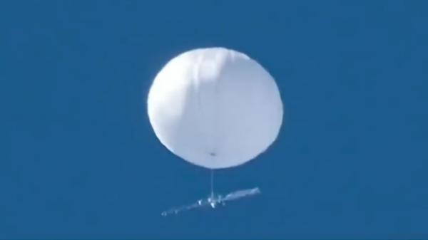 Armata SUA urmărește un nou balon misterios  care zboară peste teritoriul său. Explicațiile date de Pentagon