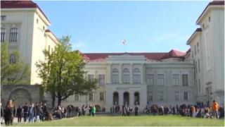 2.000 de tineri au susţinut simularea examenului de admitere la Medicină, în Iași. Numărul a crescut cu 25% faţă de anii trecuţi