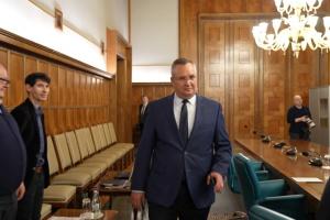 Nicolae Ciucă admite că rotativa premierilor va avea modificări. Marcel Ciolacu va avea "ultimul cuvânt" în numirea miniştrilor