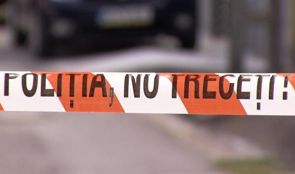 Fost polițist, găsit mort într-o casă din București. Bărbatul s-ar fi sinucis