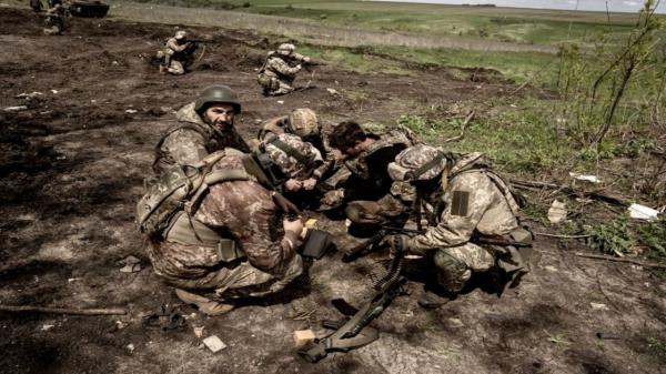 Ucrainenii au declanşat operaţiuni de "shaping" pe câmpul de luptă, au avansat 2 km în jurul Bahmut. Rusia suferă înfrângere după înfrângere