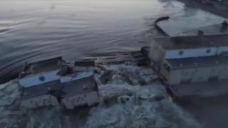 Zelenski a convocat Consiliul de Securitate după aruncarea în aer a barajului care alimenta centrala de la Zaporojie: "Terorişti ruşi. Trebuie alungaţi din Ucraina"