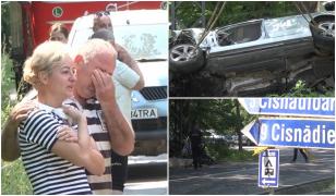 Filmul accidentului din Sibiu, în care şi-au pierdut viaţa cei 3 bărbaţi. Unul dintre şoferi virase brusc, fără să dea prioritate maşinii de pe contrasens
