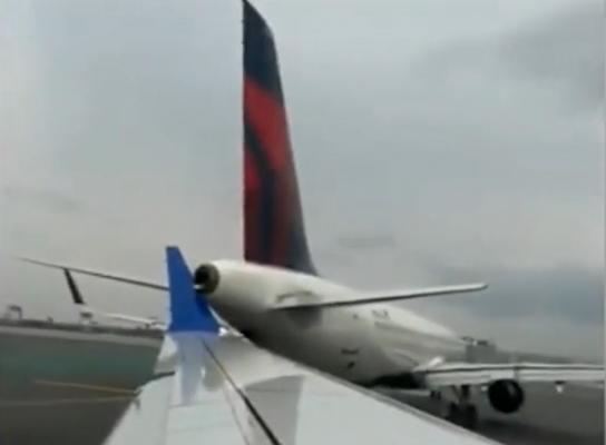 Două avioane s-au ciocnit pe pista aeroportului din Boston. Cel puţin alte 8 astfel de incidente, evitate la limită în ultimele luni