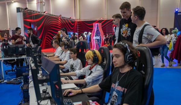 A început Campionatul Mondial de Esports la Iași. Cei mai buni gameri din lume se luptă pentru premii de 500.000$