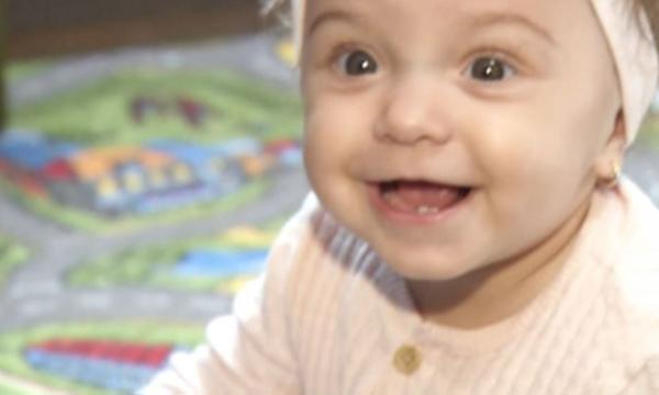 La 4 zile de la naştere, medicii i-au găsit Kristinei mai multe malformaţii la inimioară. Bebeluşul are nevoie disperată de o operaţie pe cord deschis