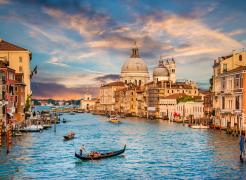 Taxă pentru turişti în Veneţia. Câţi bani vor plăti oamenii şi ce amenzi riscă. Acces gratuit pentru copii