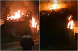 Salvat din ghearele morţii de vecini. Un bărbat din Mureş, scos din casă în ultima clipă de oameni, după ce locuinţa i-a luat foc