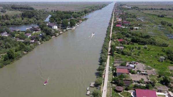 Telenovela Canalului Bâstroe a ajuns la final, după 20 de ani. Pentru a extinde rutele de transport, Kievul trebuie să monitorizeze sturionii
