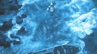 24 de pescari, salvaţi la limită de pe o navă pe jumătate scufundată în Japonia