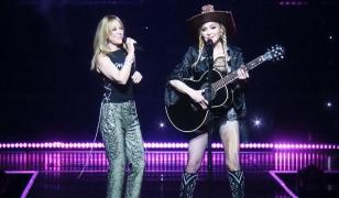 Madonna, alături de Kylie Minogue pe scenă, la ultimul ei concert. Cele două au cântat pentru prima dată împreună