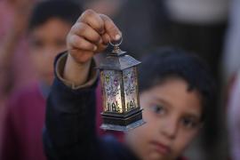 În Gaza, Ramadanul începe fără speranţe pentru o încetare a focului. Zeci de morţi, în urma unor raiduri israeliene