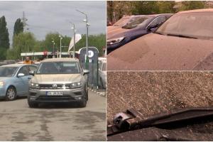 România sufocată de praf saharian. Reacţia şoferilor când şi-au văzut maşinile: "Incredibil, cât praf! Niciodată nu am mai văzut așa ceva"