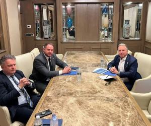 Trimisul special al SUA, Steve Witkoff, s-a întâlnit cu ucrainenii la New York, pentru negocierile de pace