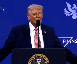 Recompensă oferită iranienilor care îi găsesc pe piloţii avionului american, doborât de Teheran