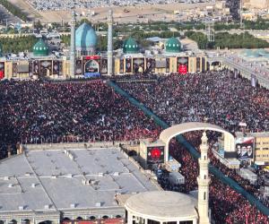 Simbolurile de la funeraliile lui Ali Khamenei. Analist: Sloganul este "trebuie să ne ridicăm"