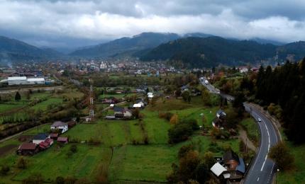 Staţiunea unică din Bucovina care i-a lăsat fără cuvinte pe turiști: "Aici este adevărata Românie" Staţiunea unică din Bucovina care i-a lăsat fără cuvinte pe turiști: "Aici este adevărata Românie"